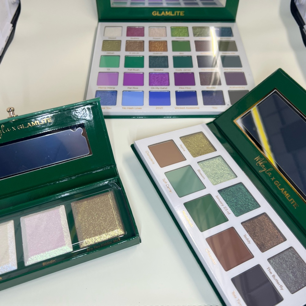 Mikayla 2nd Glamlite Pallets